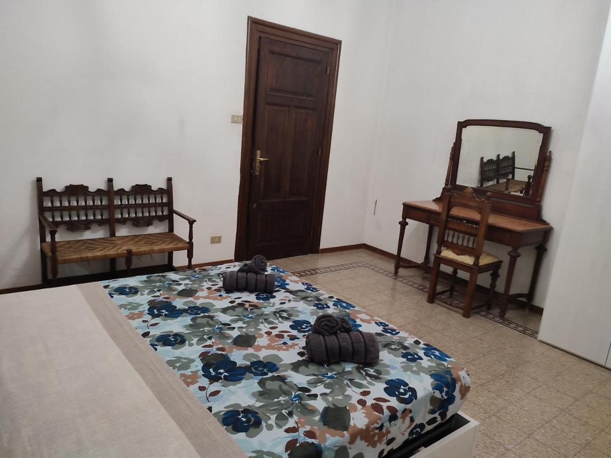 דירות פלרמו Casa Del Ciancio מראה חיצוני תמונה